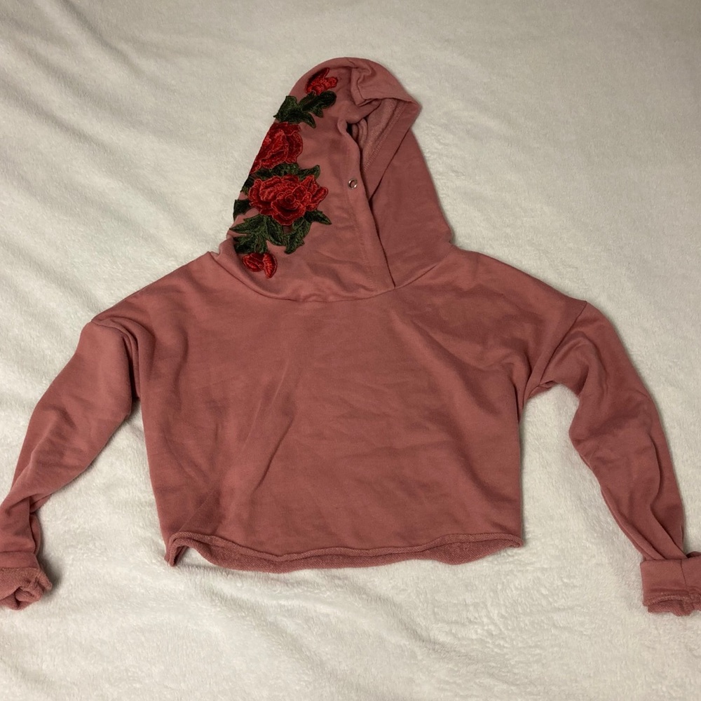 Pink rose embroidered cropped sweatshirt